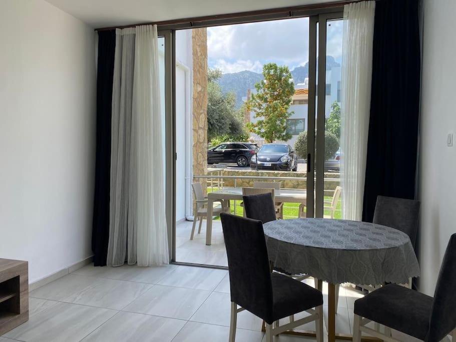 Girne/Zeytinlik 2+1 Muhtesem Terasli Daire Kültér fotó